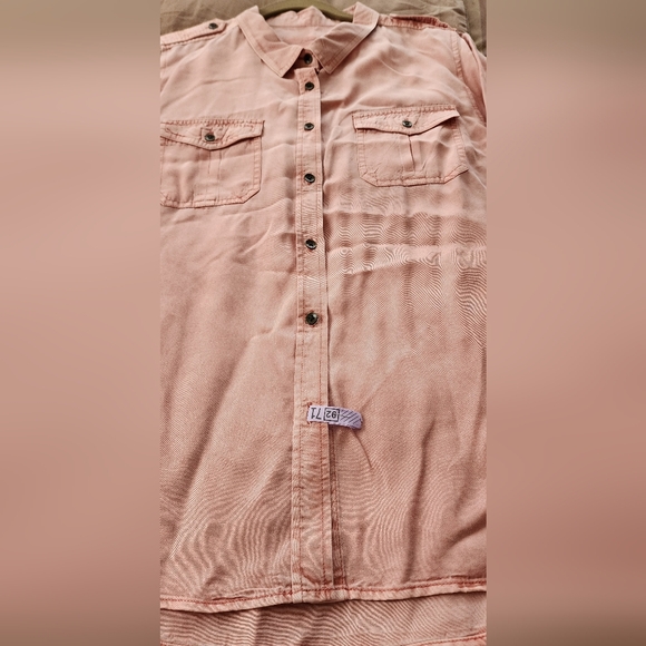 Universal Thread Button Up Top - Picture 4 of 9